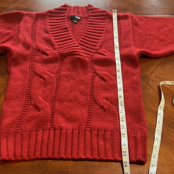 a.n.a. Size Small Dark Red Short Sleeve Sweater V-Neck Pullover - Picture 9 of 11